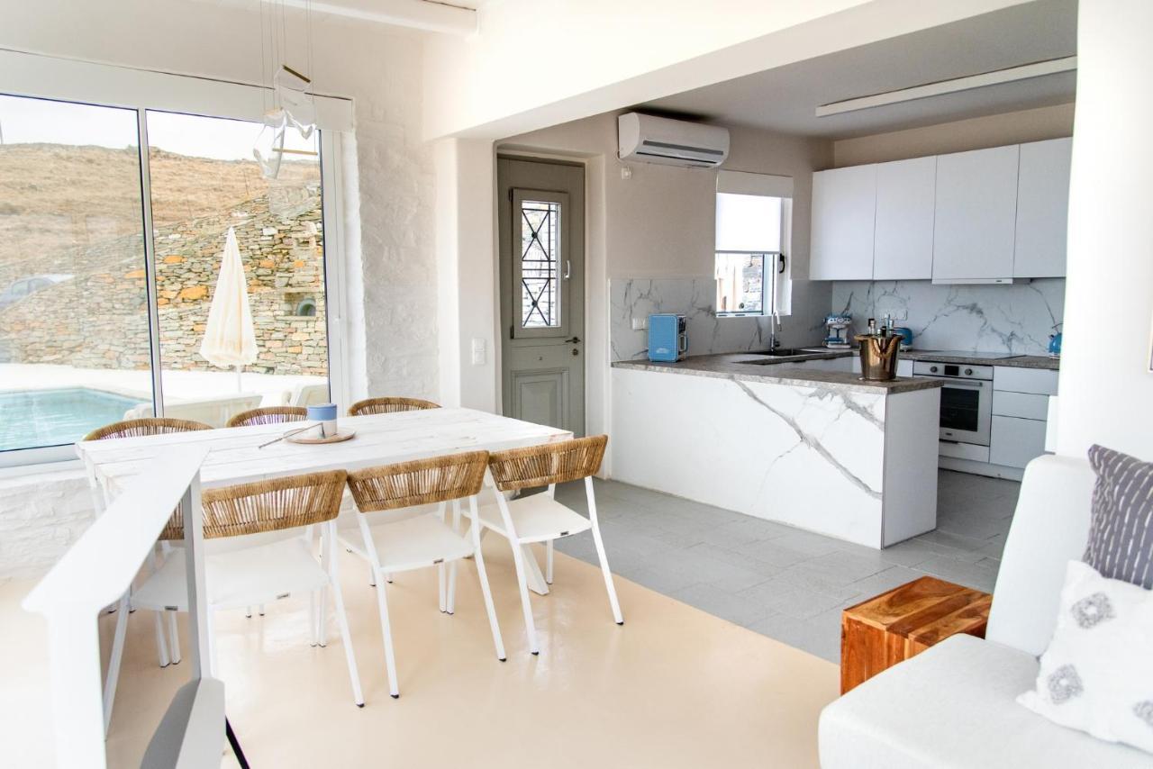 Luxurious Villa Lune With A Swimming Pool And A Fantastic Sea And Sunset View Ioulis Exterior foto
